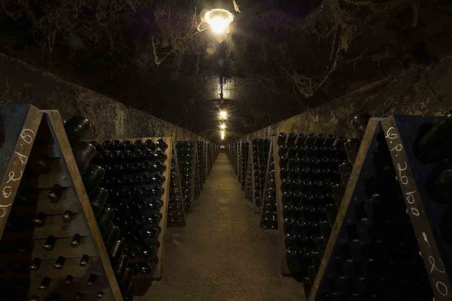 cave cava penedes