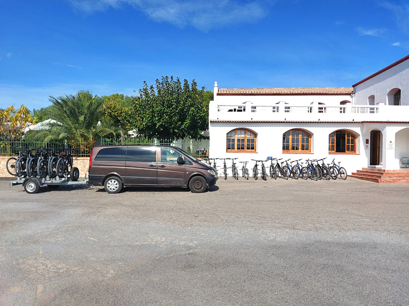 bodega grupo visita penedes